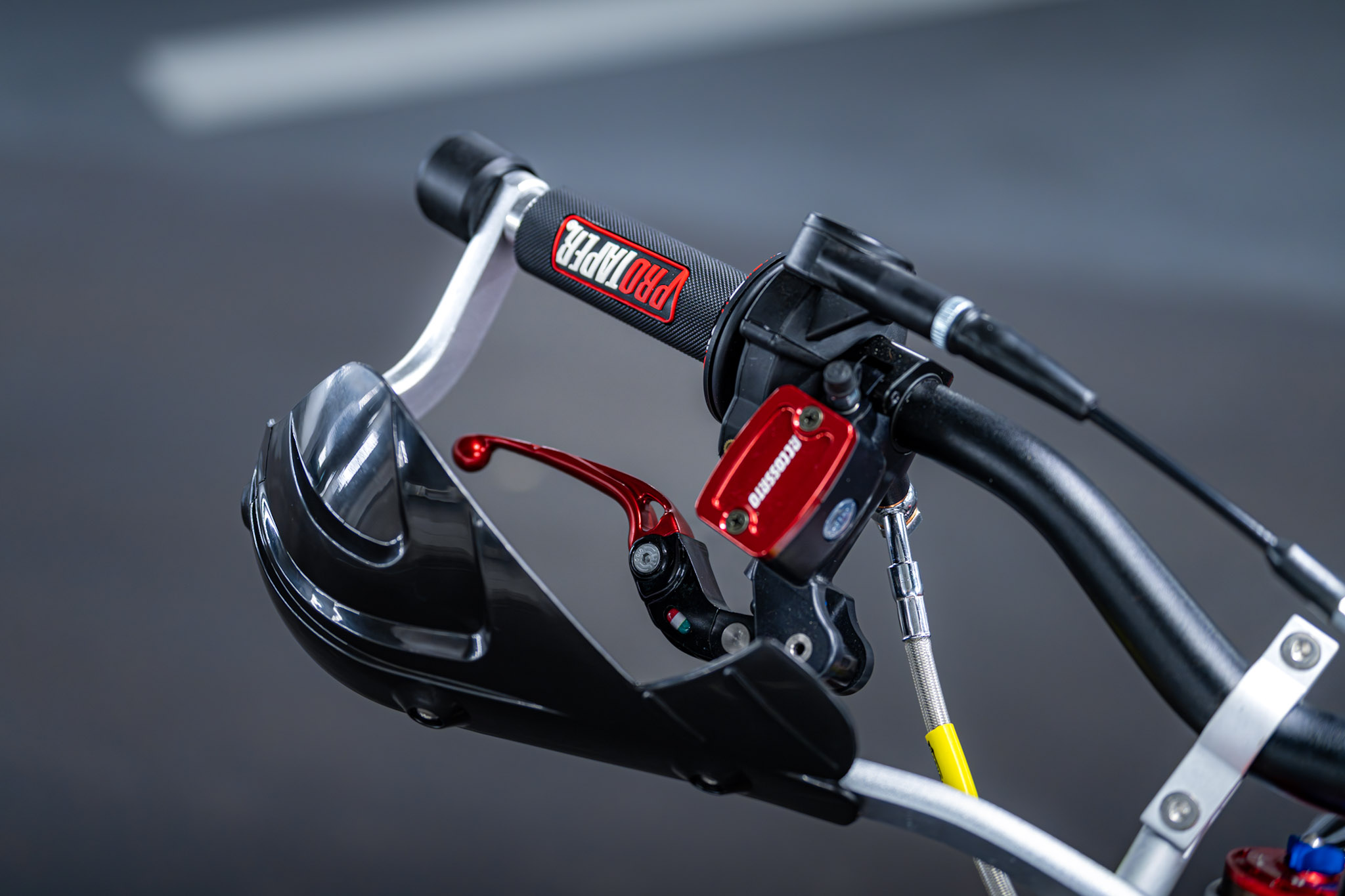 Accossato Radial-Bremspumpe mit klappbarem Hebel – Rot / 10,5 mm 7 R5_02389