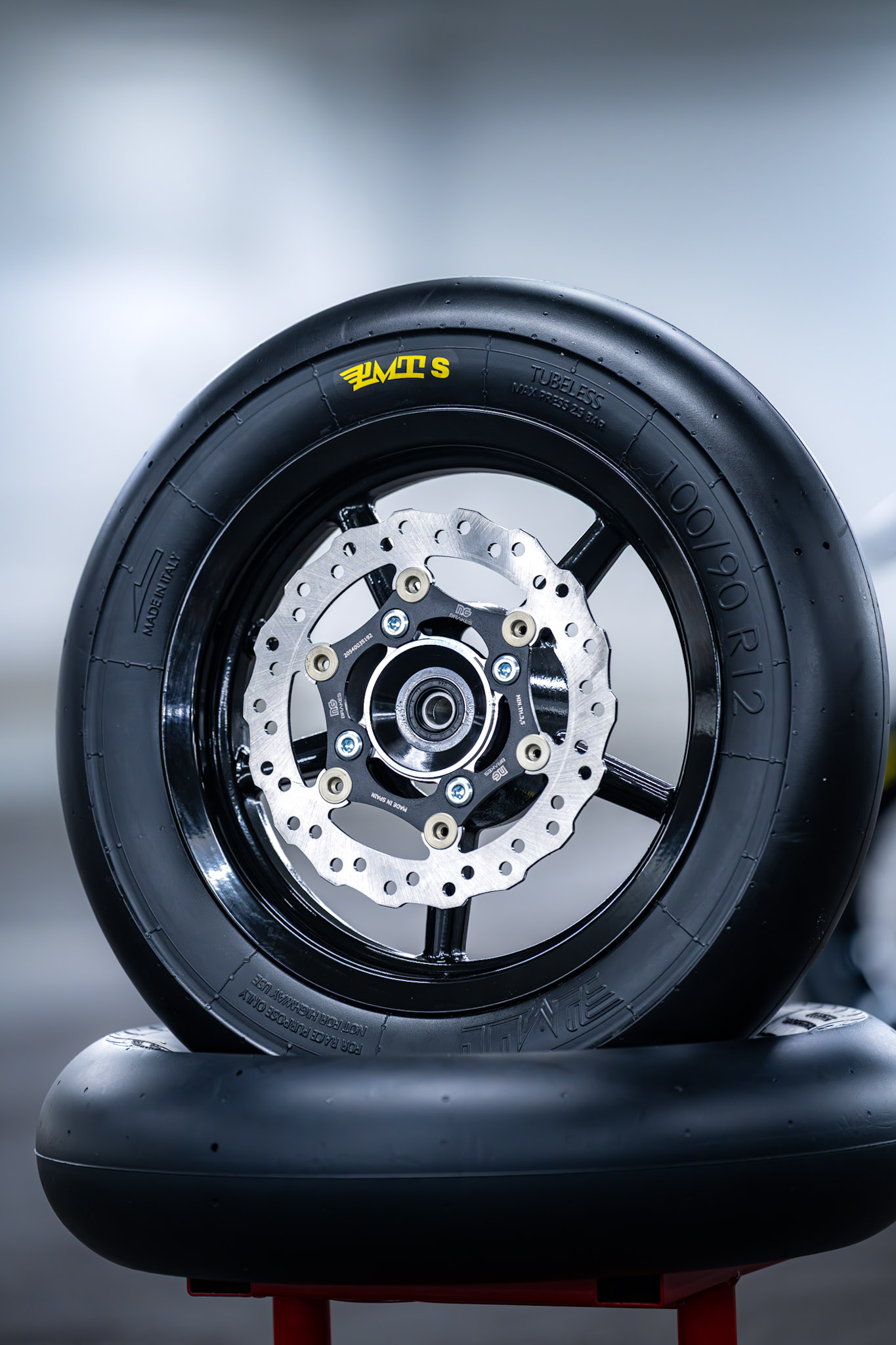 NG Bremsscheibe 210 mm, schwimmend gelagert (4 Loch) 4 R5_02875