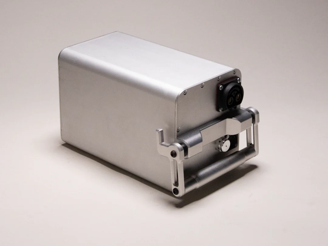 D2G DropIN 72V Akku 1 D2G DropIN 72V Akku 50Ah Schnellwechselsystem E Pit Bike silber