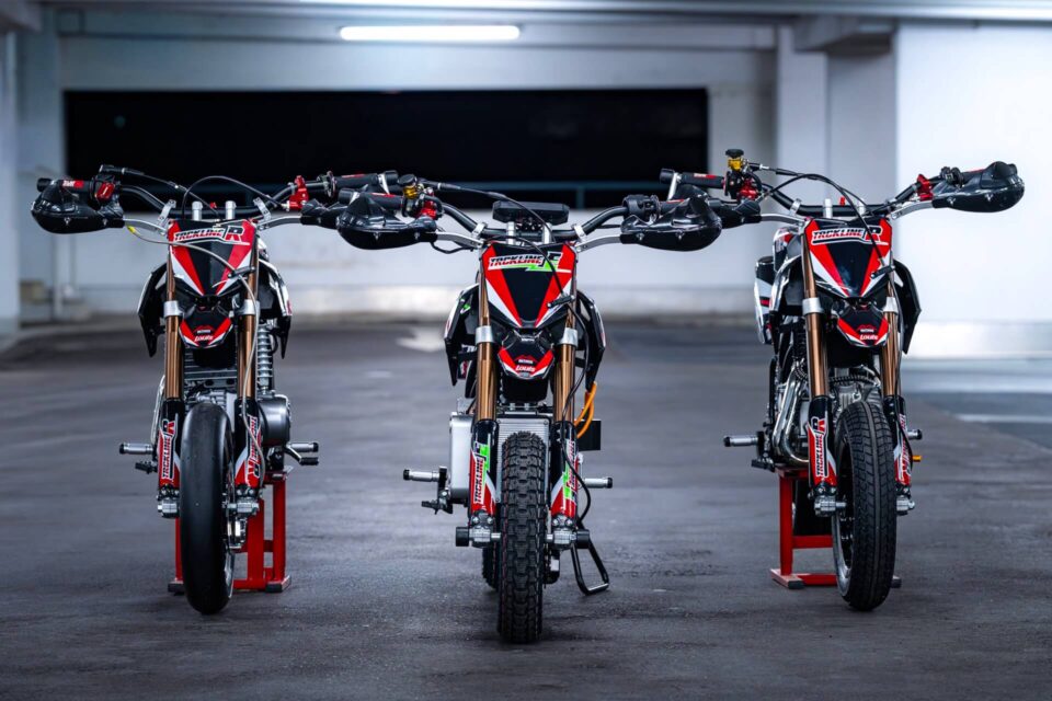 Trckline R 160ccm, R 190ccm und Trckline E Elektro-Pitbike nebeneinander im Vergleich